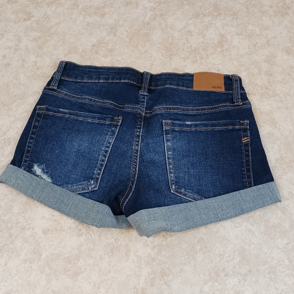 AERO Jean Shorts Size 4 - Picture 4 of 10